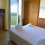 호텔 Metropol 3*