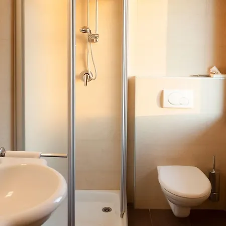 Metropol Hotel 3*