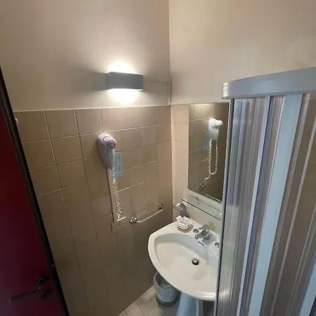 Metropol 3*